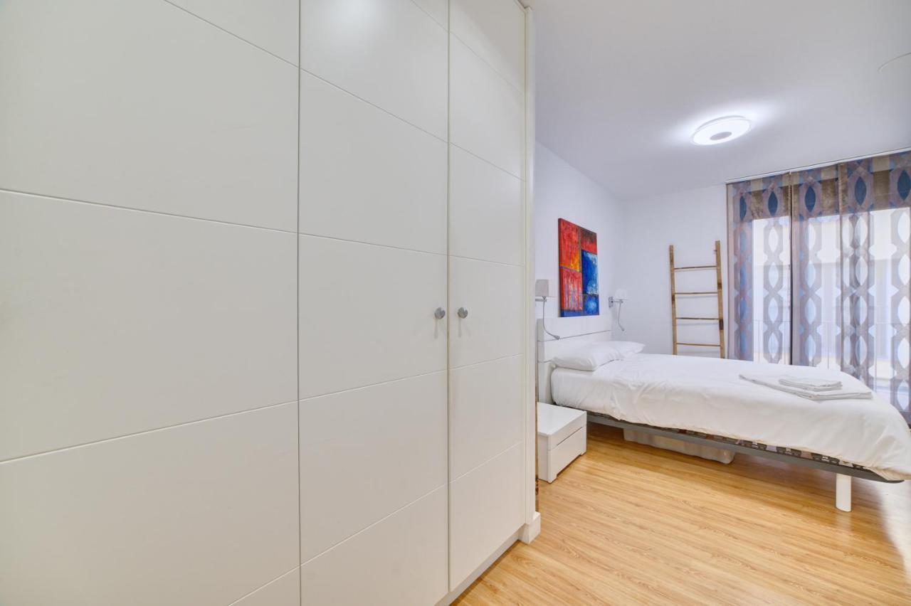 Apartamento El Lobo By Clabao ログローニョ エクステリア 写真
